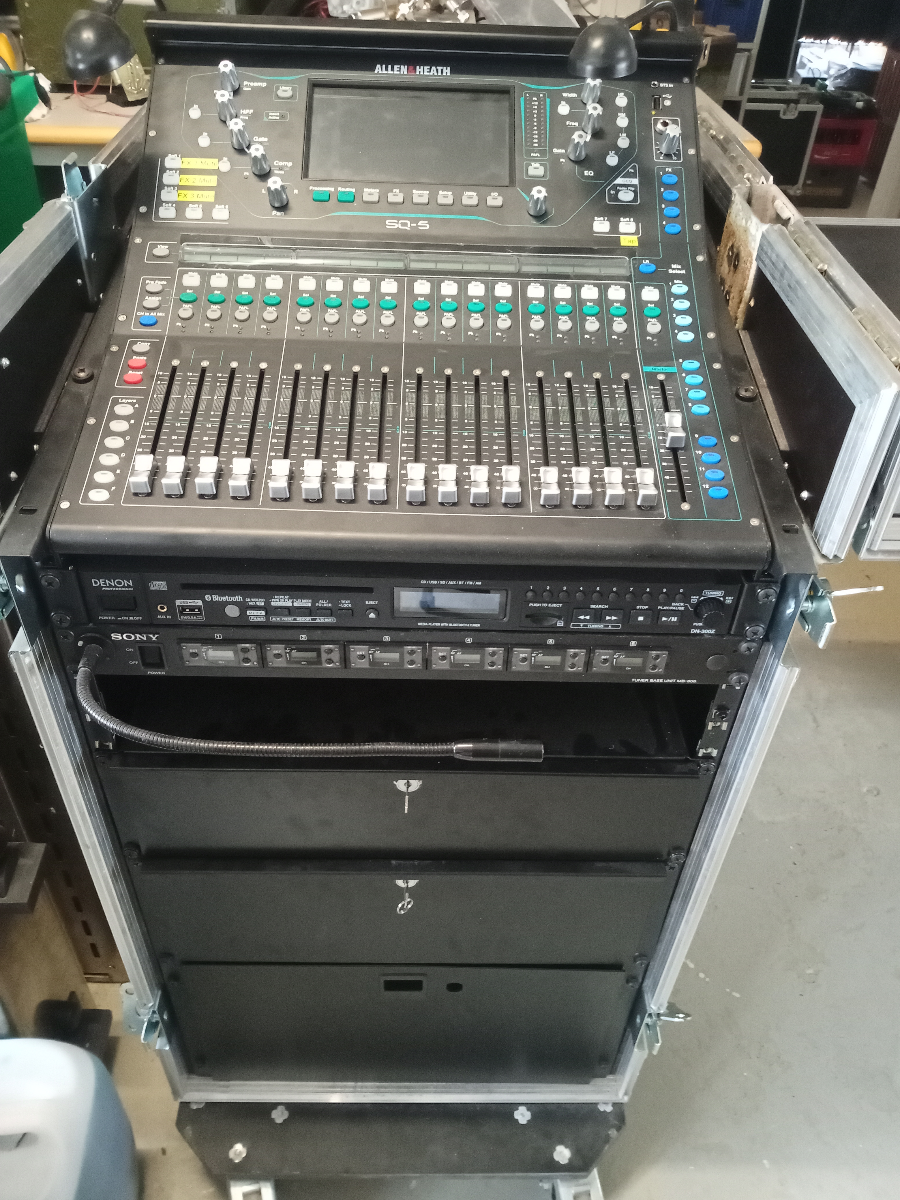 SQ5 Rack